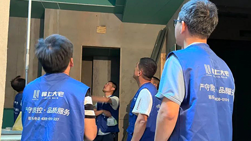 观峰工程部丨夏日送清凉 温暖在人心